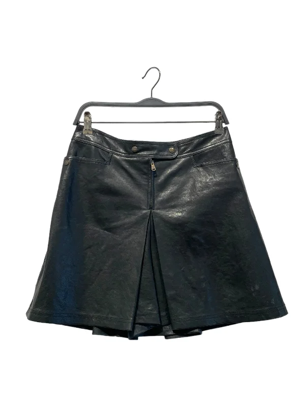 High-waisted shorts for women with flattering cuts and trendy designs-tomas maier/Shorts/S/Leather/BLK/BRONZE BUTTON SHORTS 4