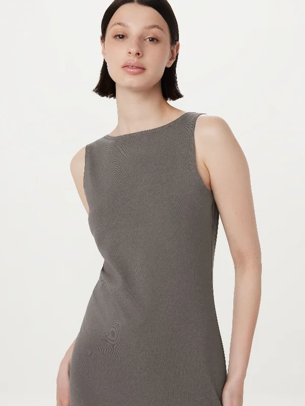 Low-waisted Dresses for Relaxed -The Boat Neck Maxi Dress in Dark Grey