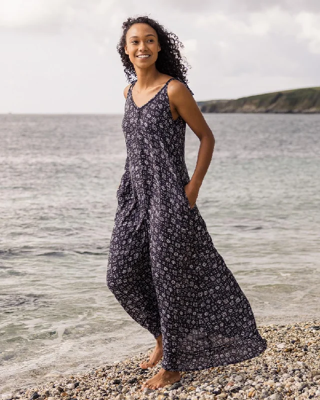 African Dresses with Culture -Breeze Maxi Dress - Simple Tile Faded Black