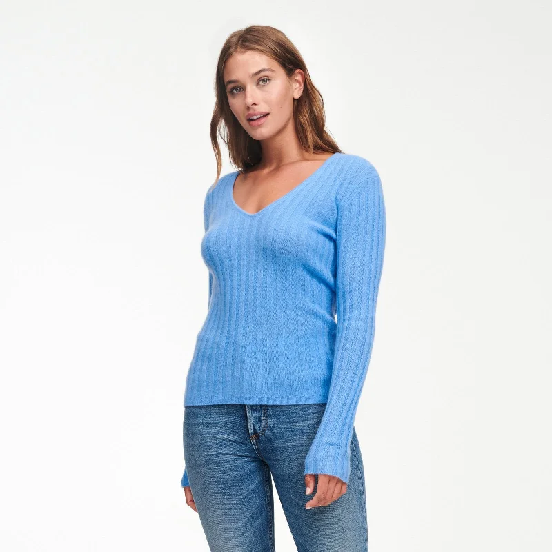 Machine - Made Sweaters for Mass Production -Cashmere Scoop Sweater