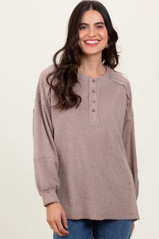 Modern - Design Sweaters for Trendy Fashion -Beige Oversized Ribbed Knit Henley Sweater