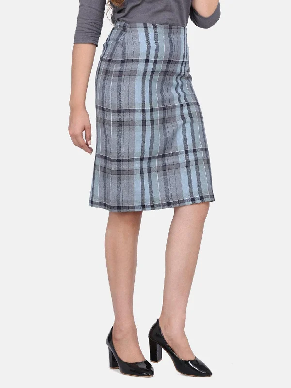 Patterned skirts for artistic standout appeal -Checkered Straight Cotton Skirt - Grey